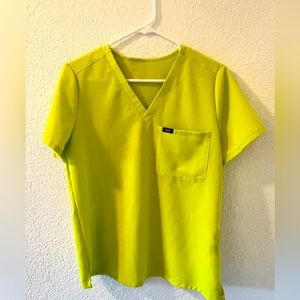 Figs brand Catarina one pocket scrub top. Citrine *